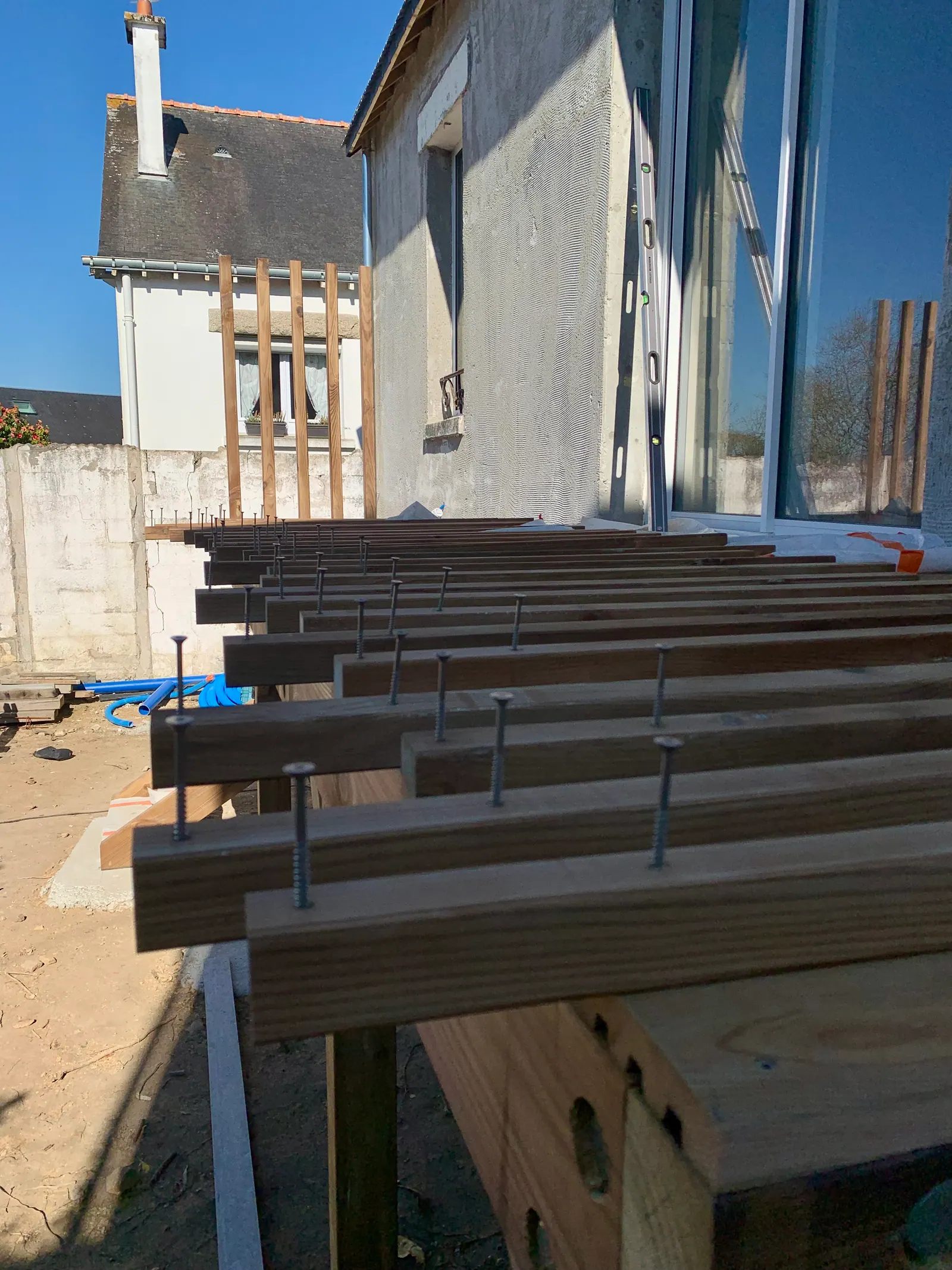 Terrasse sur pilotis à Auray — photo 3