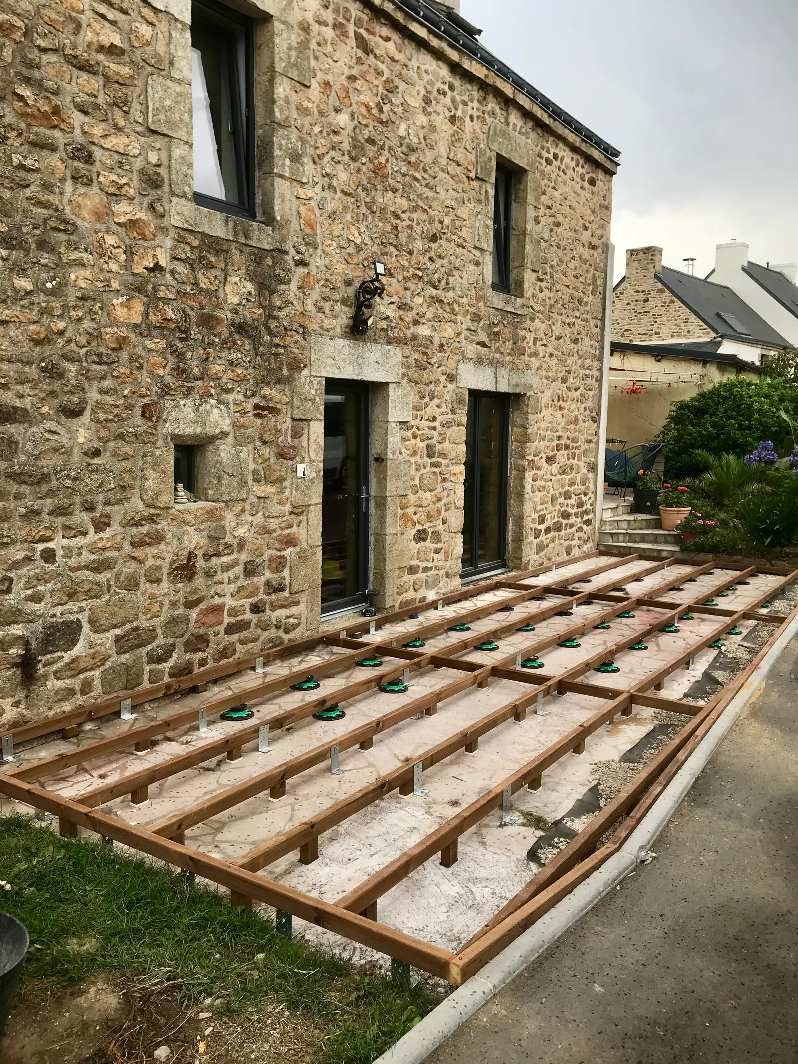 Terrasse douglas à Locoal-Mendon — photo 3