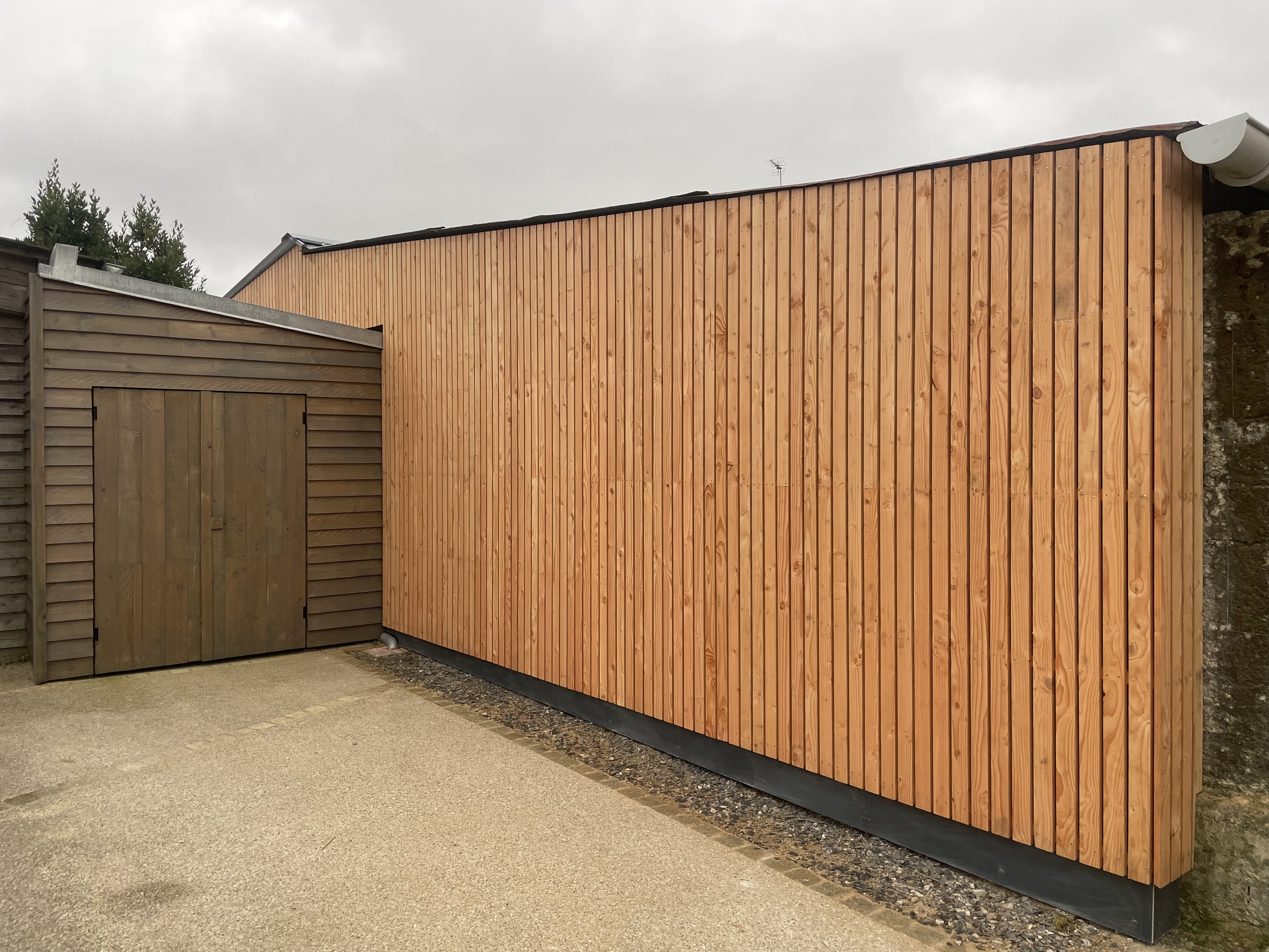 Bardage claire-voie à Locoal-Mendon